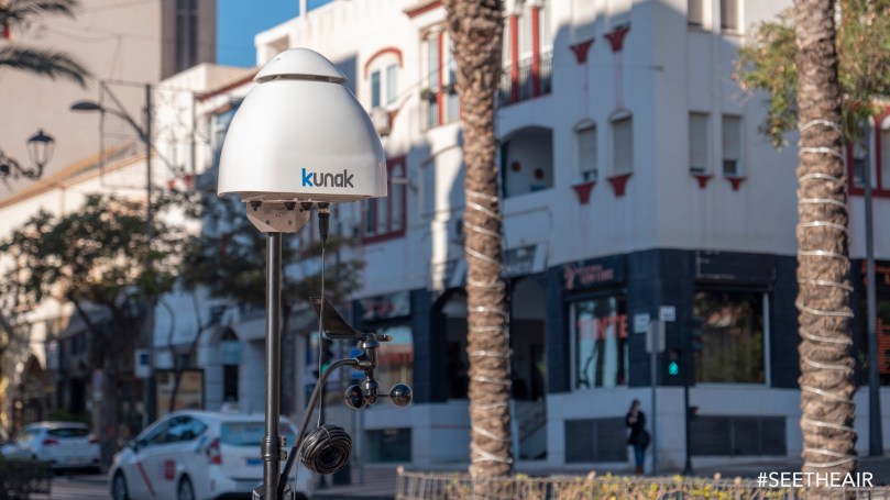 Review Kunak Air Pro Ambient Air Quality Monitor See The Air